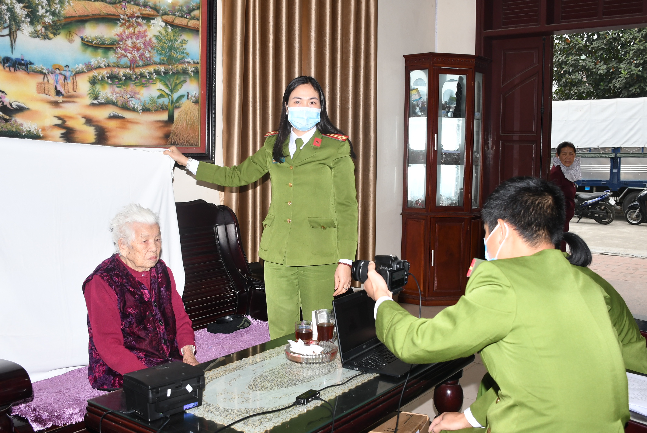 Thông báo lịch và hướng dẫn cấp căn cước công dân gắn chíp điện tử ngày 13/6/2021 trên địa bàn thành phố